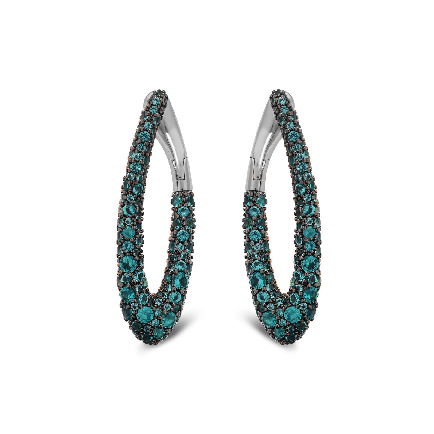 Boucles d'oreilles ovales blanches en zircone cubique pavée