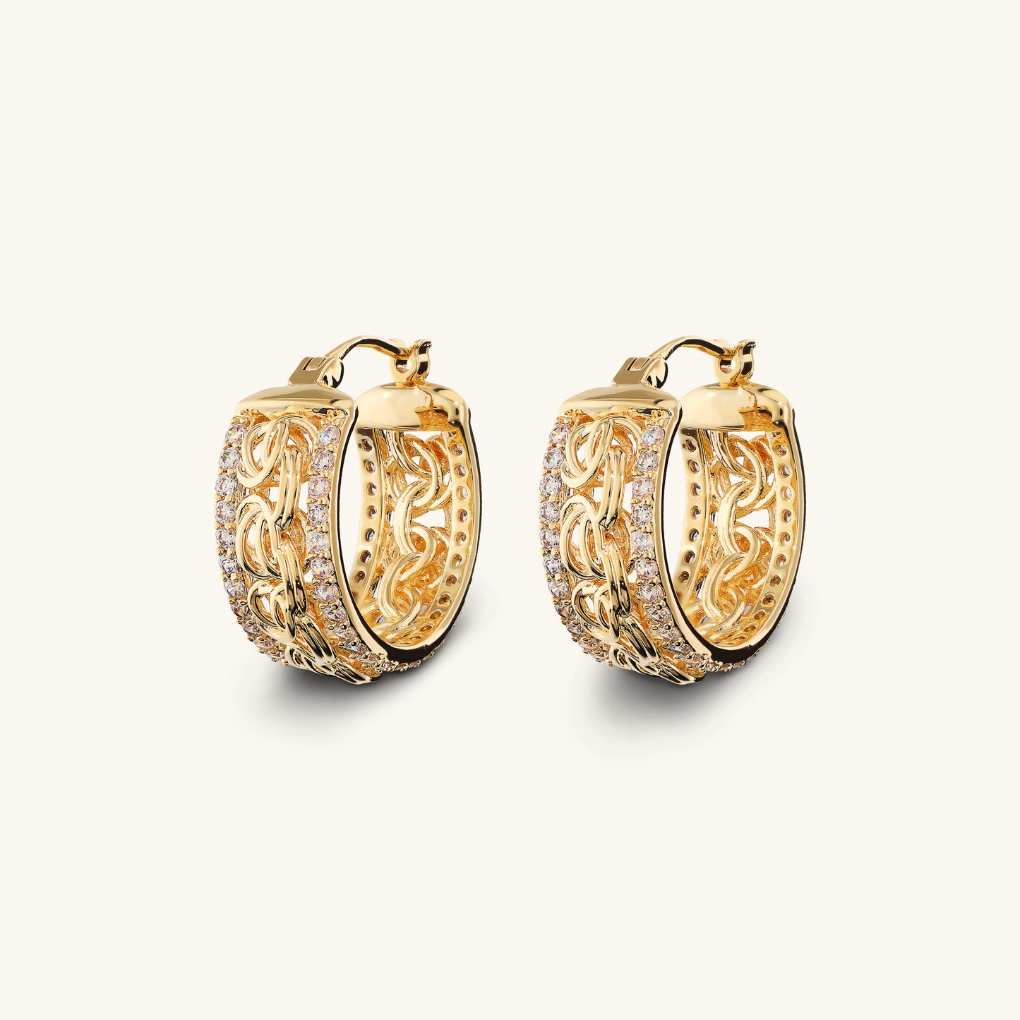 Boucles d'oreilles créoles à chaîne byzantine avec rondelles pavées de zircones cubiques