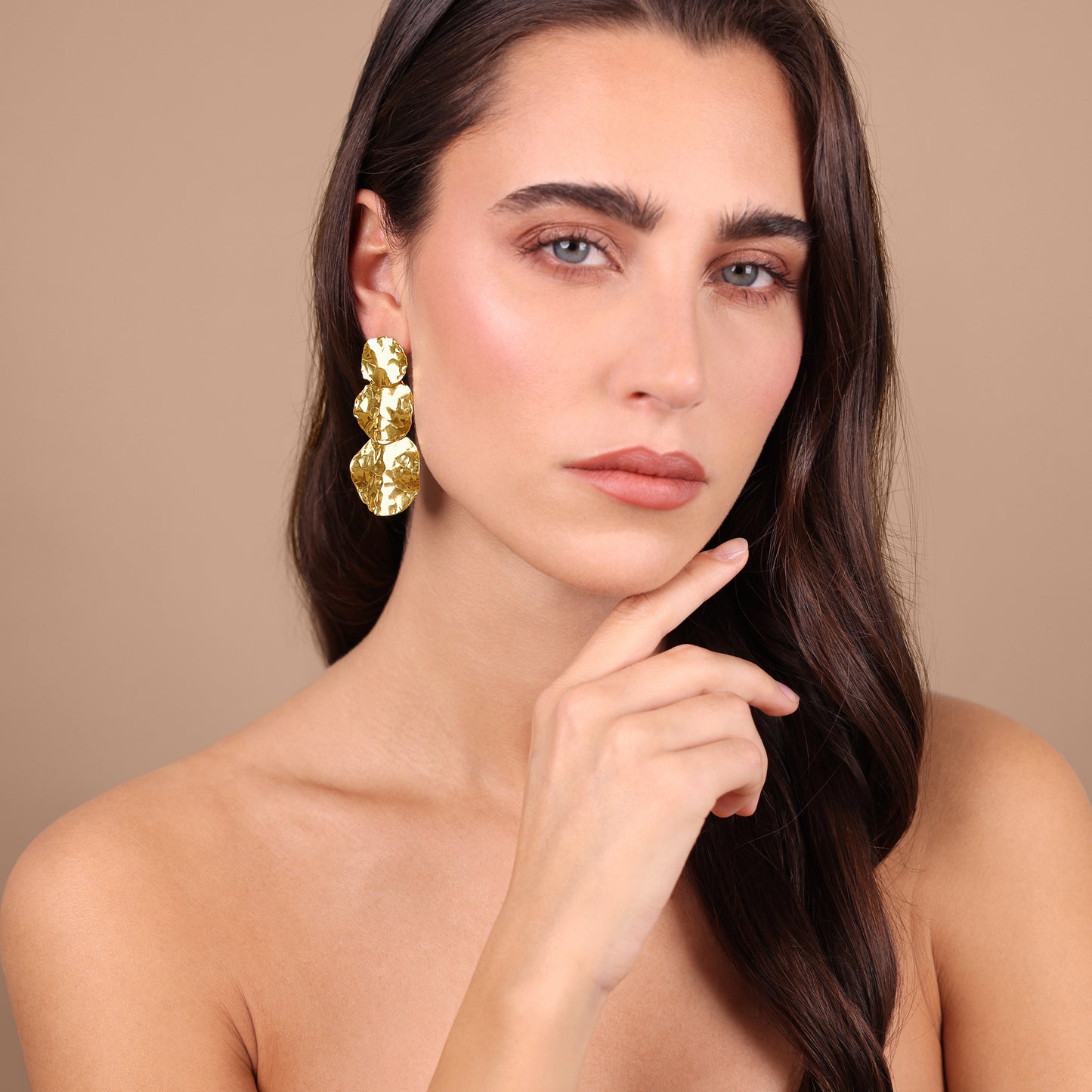 Boucles d'oreilles pendantes à disque gradué martelé