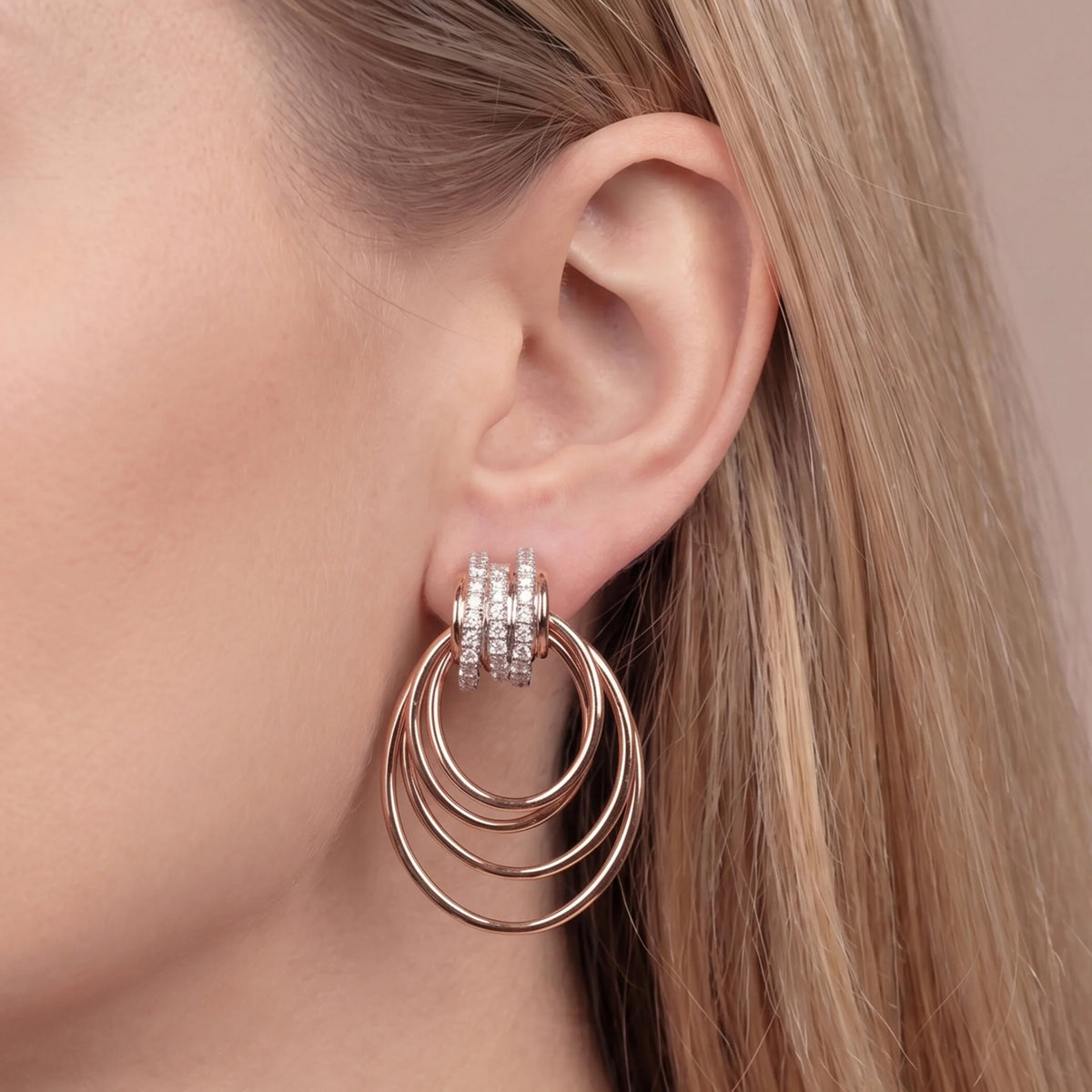 Orecchini Pendenti Multifilo Degradé con Cubic Zirconia Placcati Oro 18Kt
