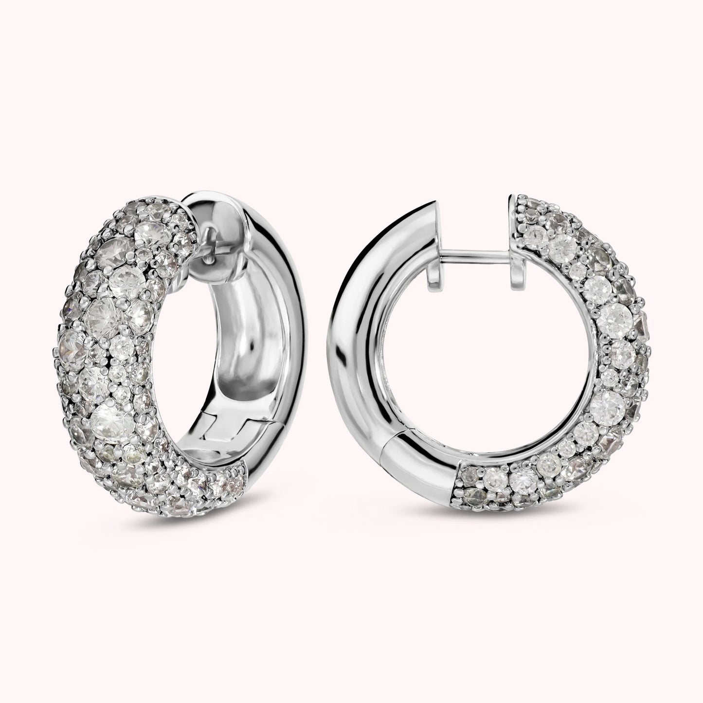 Orecchini a Cerchio con Pavè di Cubic Zirconia