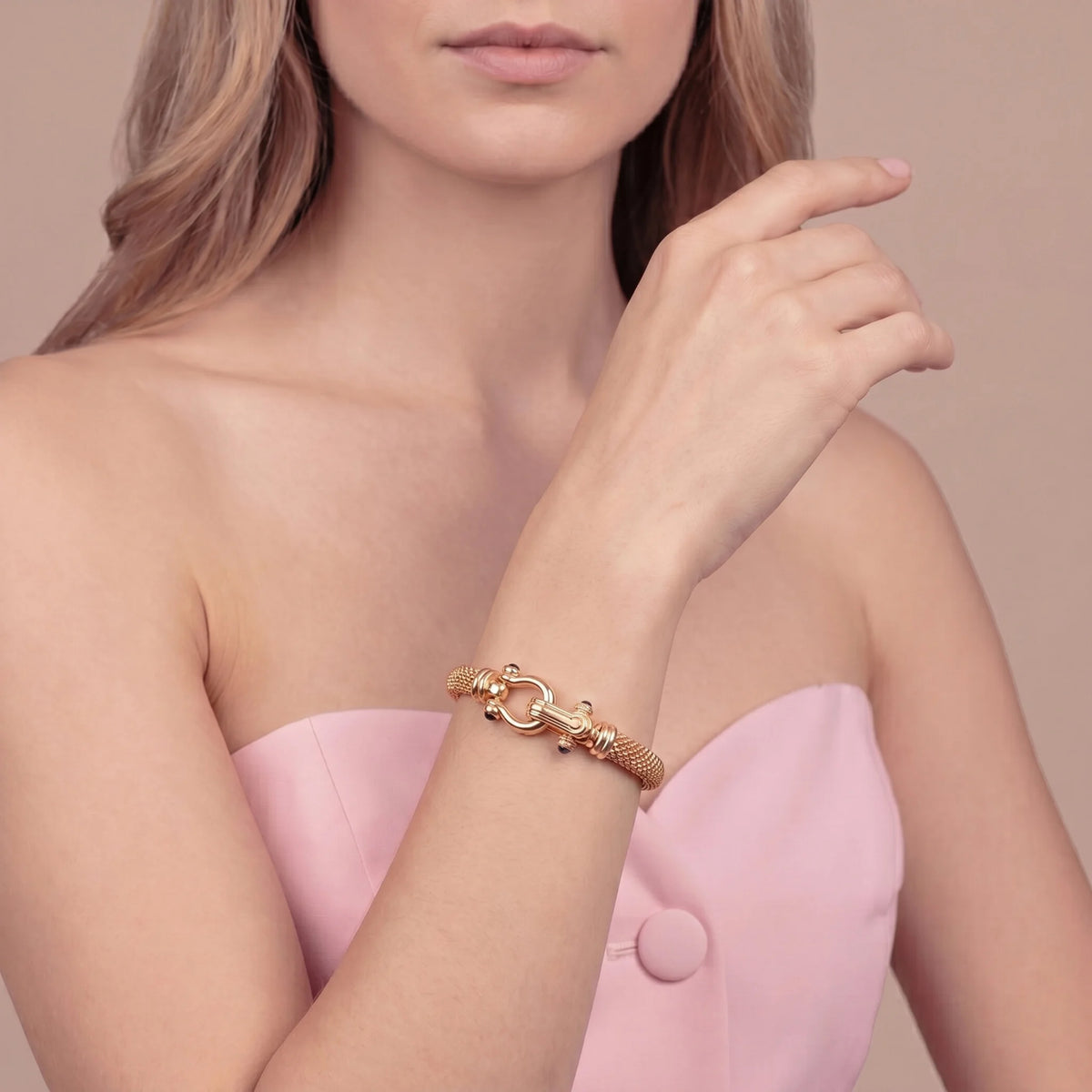 Bracciale Maglia Popcorn Semi Rigido con Spinelli Neri Cabochon
