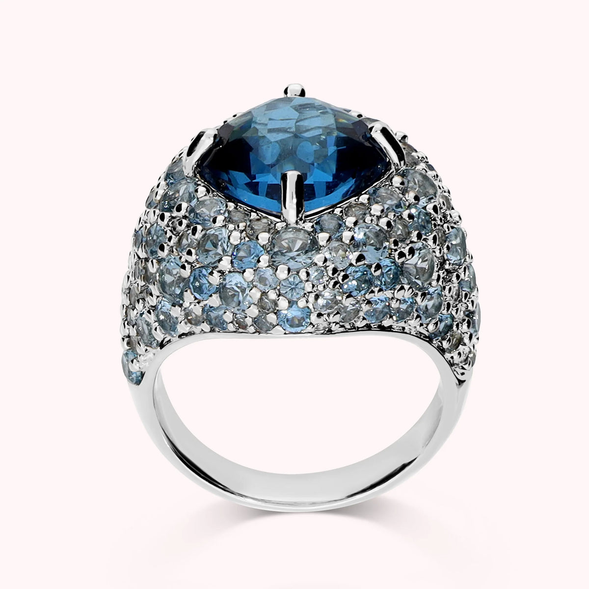 Anello con Prisma Gem Quadrata e Pavè di Cubic Zirconia Placcato Oro 18Kt