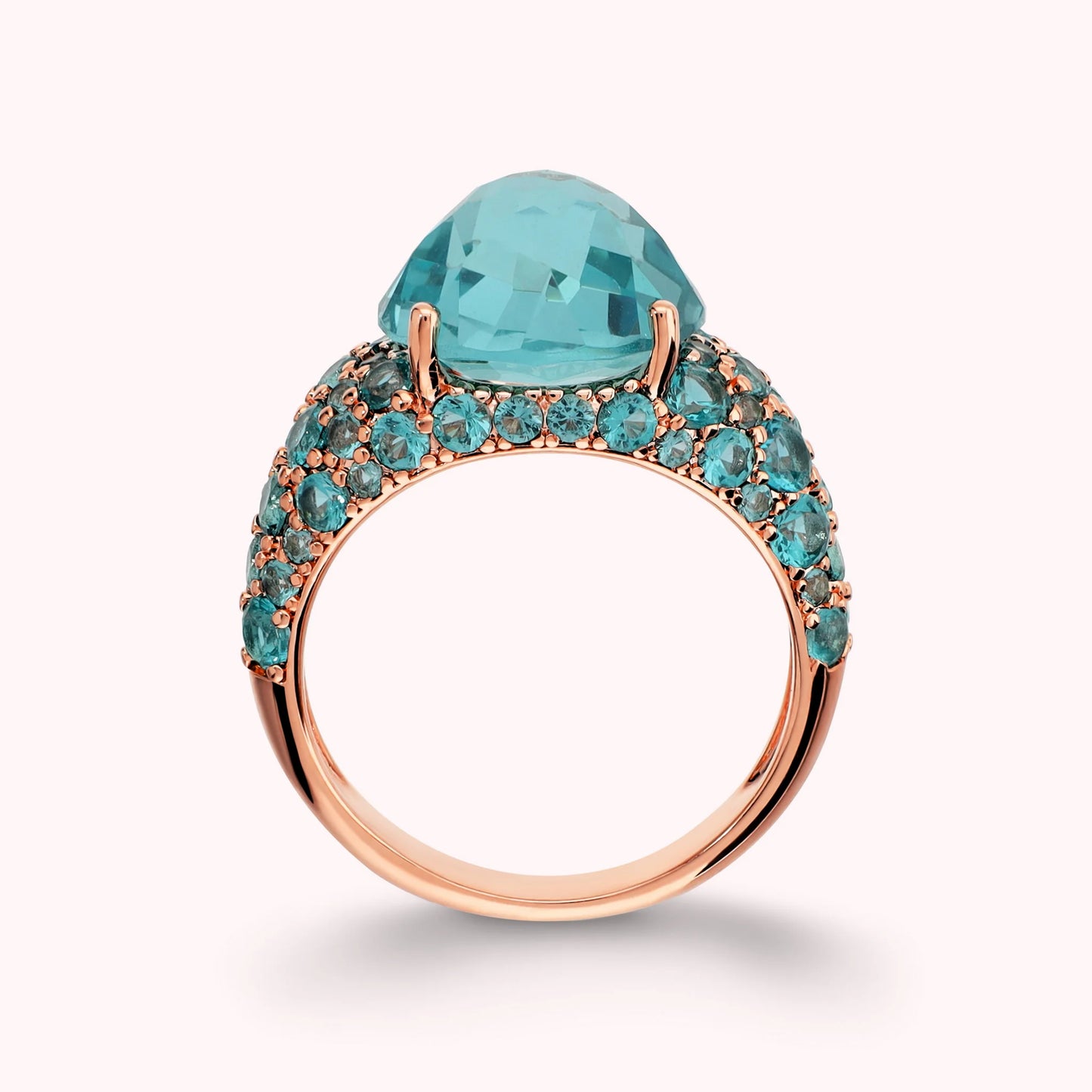 Anello con Pavé Misto e Prisma Gem