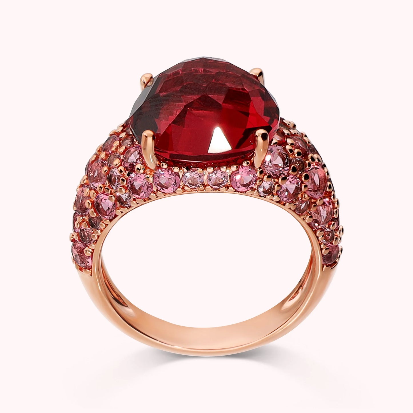 Anello con Pavé Misto e Prisma Gem