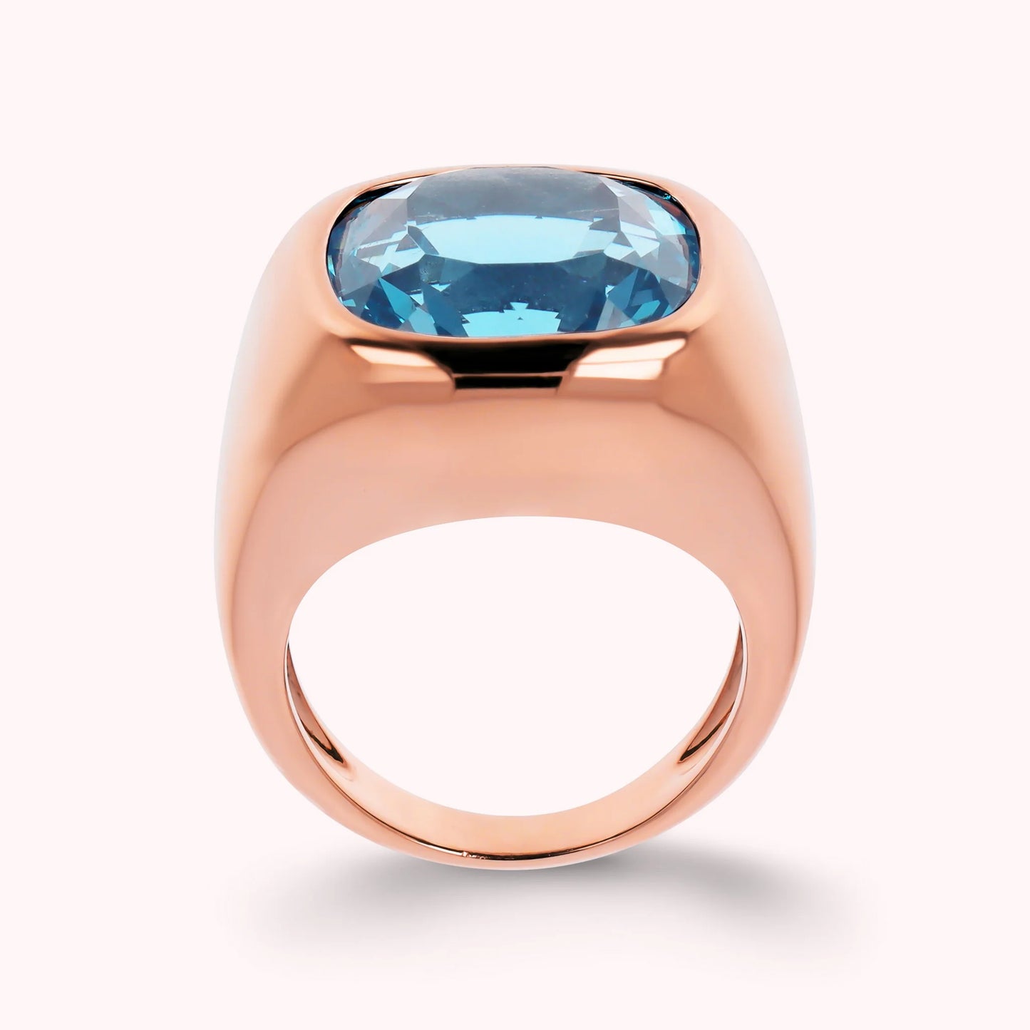 Anello Chevalier con Prisma Gem Taglio Cushion