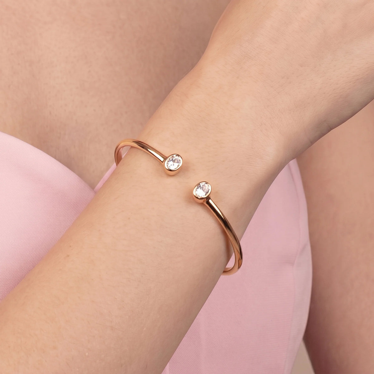 Bracciale Rigido Apribile con Doppia Cubic Zirconia Ovale Placcato Oro 18Kt
