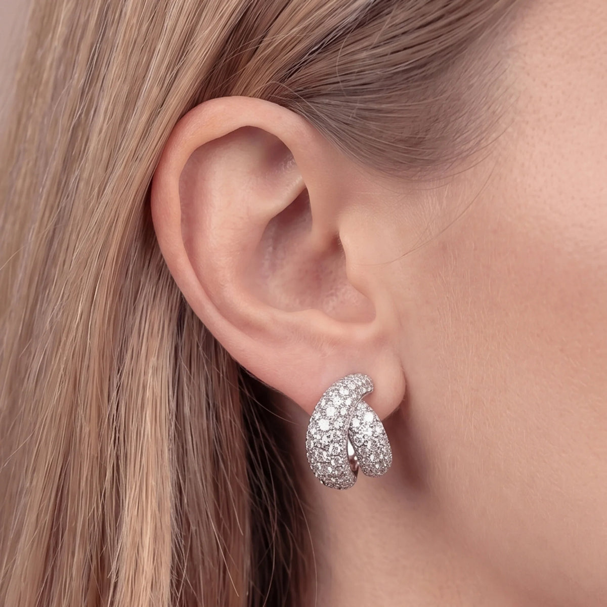 Orecchini a Intreccio con Pavè di Cubic Zirconia Placcati Oro 18Kt