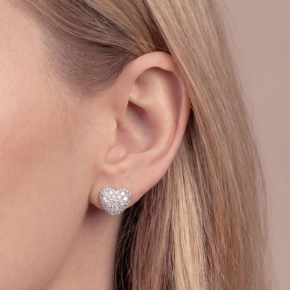 Orecchini a Cuore con Pavé in Cubic Zirconia Placcati Oro 18Kt