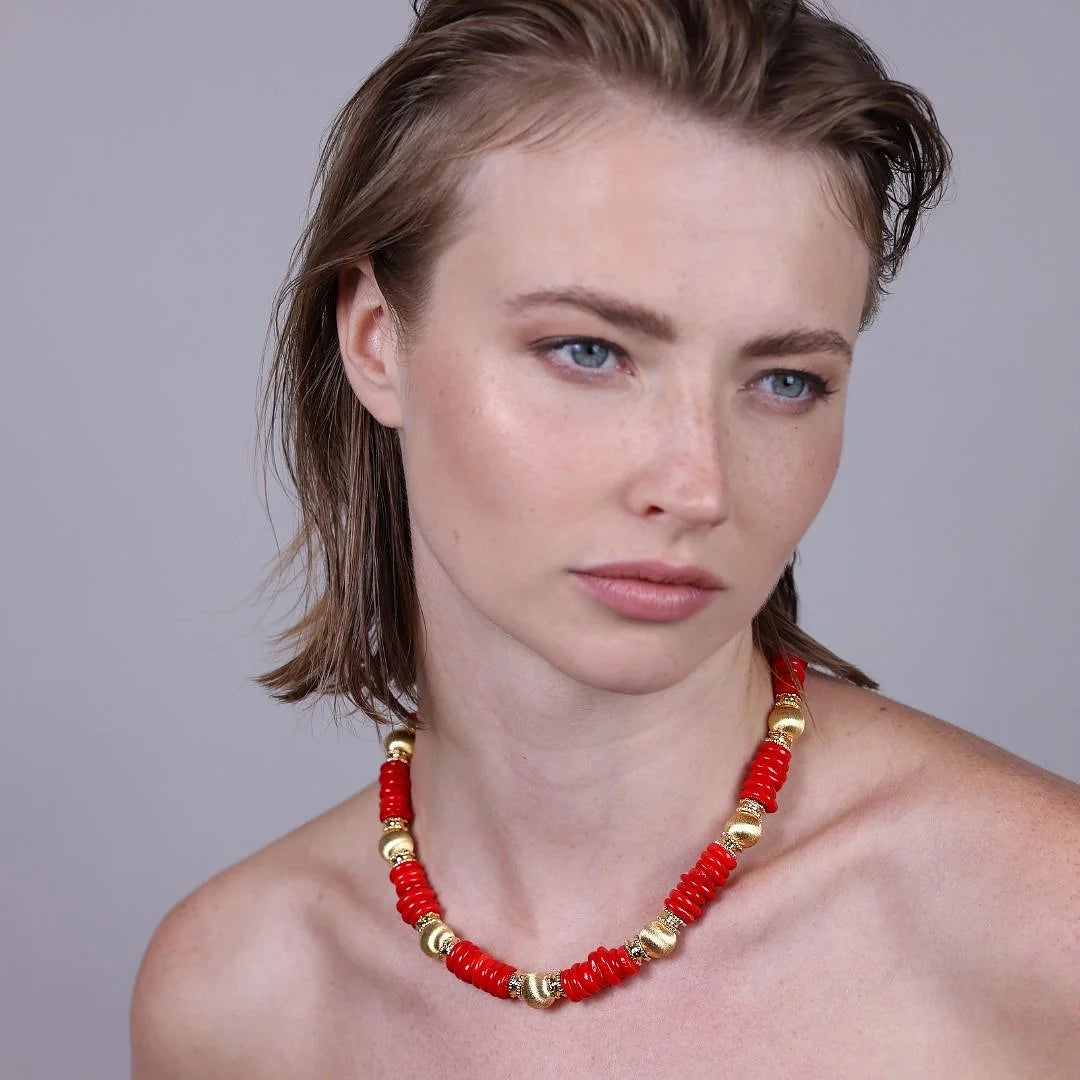 Collana Girocollo in Argento 925 placcato Oro Giallo 18Kt con Corallo Bambù e Bead Satinate
