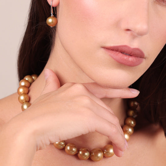 Orecchini Pendenti in Argento 925 placcato Oro Bianco 18Kt con Perle Ming Gold d'Acqua Dolce Ø 12/15 mm