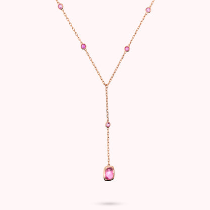 Collier à nœuds avec pierres précieuses rondes et baguettes