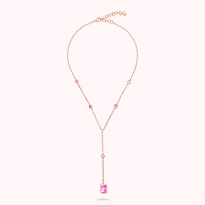 Collier à nœuds avec pierres précieuses rondes et baguettes