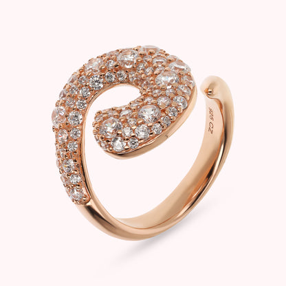 Anello Contrarié Graduato con Pavé Misto