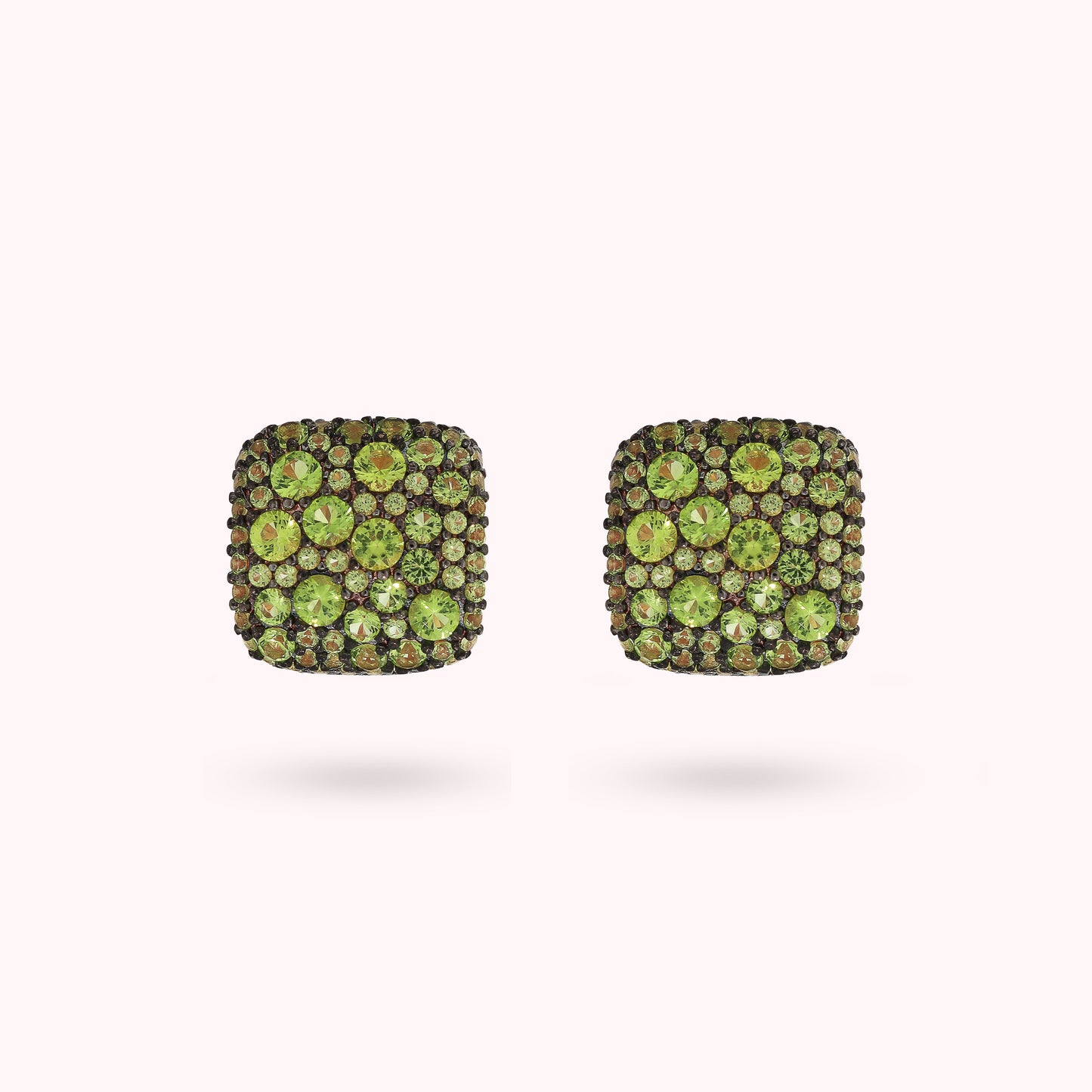 Orecchini a Lobo Quadrati con Pavé di Cubic Zirconia