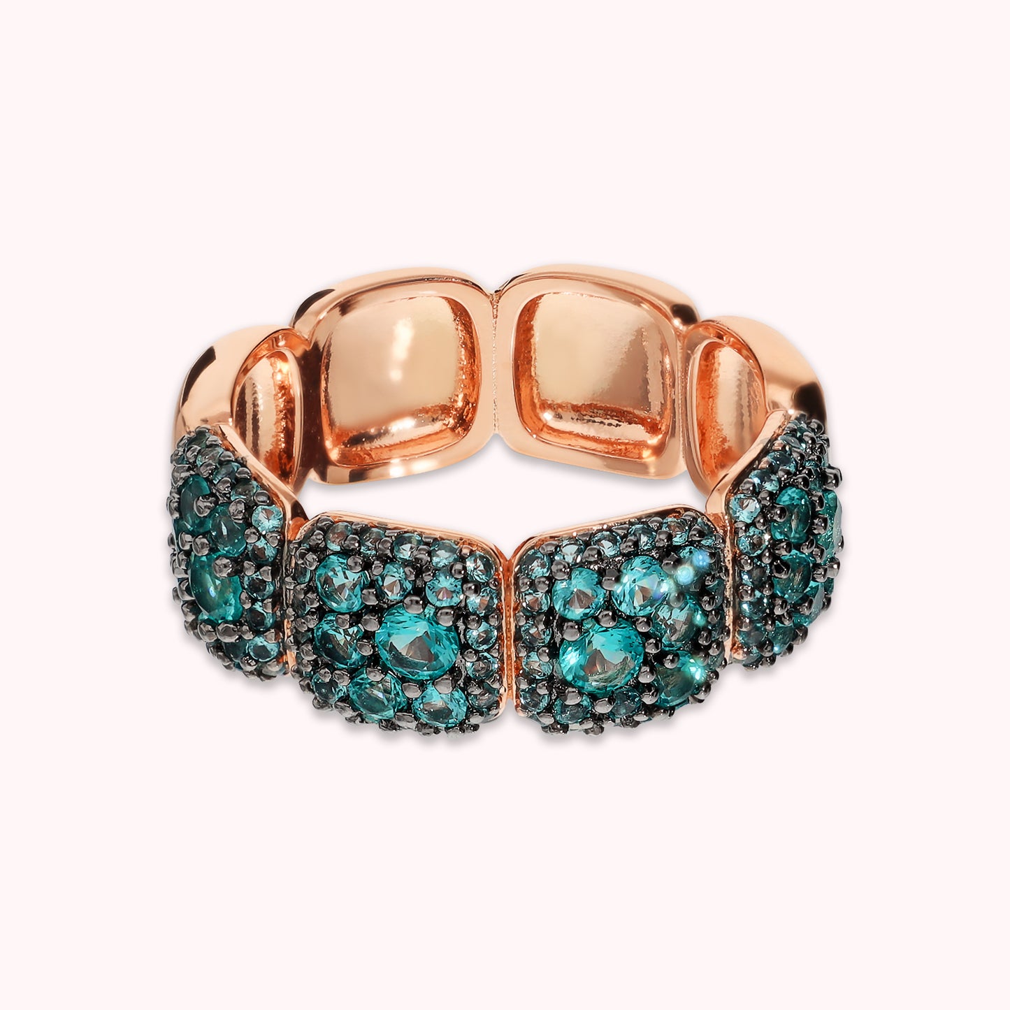 Anello a Fascia con Elementi Quadrati in Pavé di Cubic Zirconia