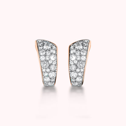 Boucles d'oreilles à tige graduées pavées de zircones cubiques