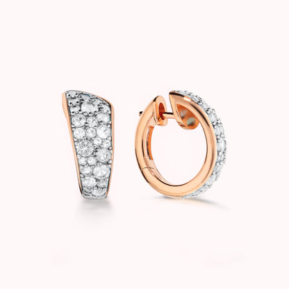 Boucles d'oreilles à tige graduées pavées de zircones cubiques