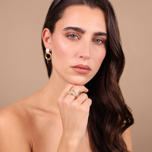 Anello a Fascia con Maglia Martellata e Pavé di Cubic Zirconia