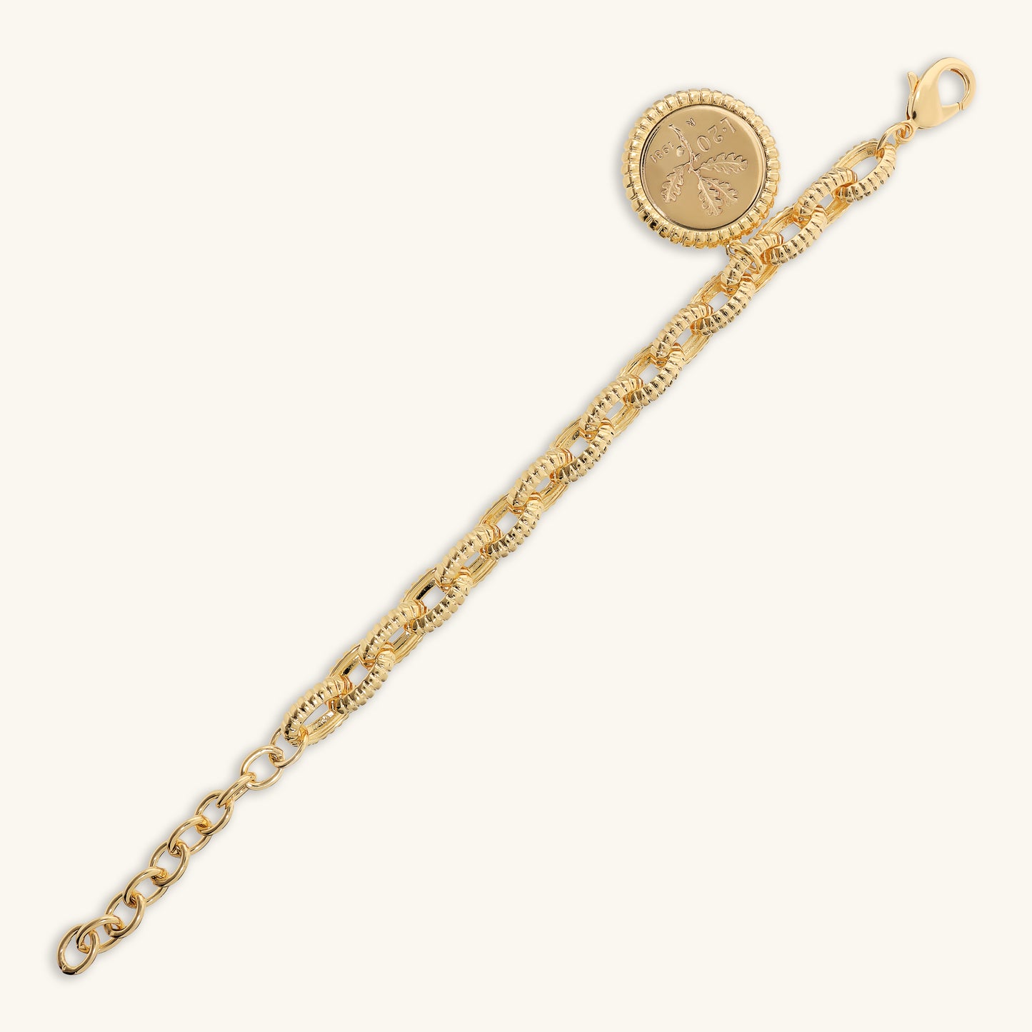 Bracciale Maglie Ovali Texture Rigata con Ciondolo Moneta