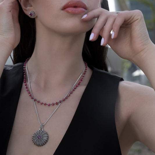 Collana in Argento 925 placcato Rutenio con Pendente Texture Riccio di Mare e Pietra Naturale