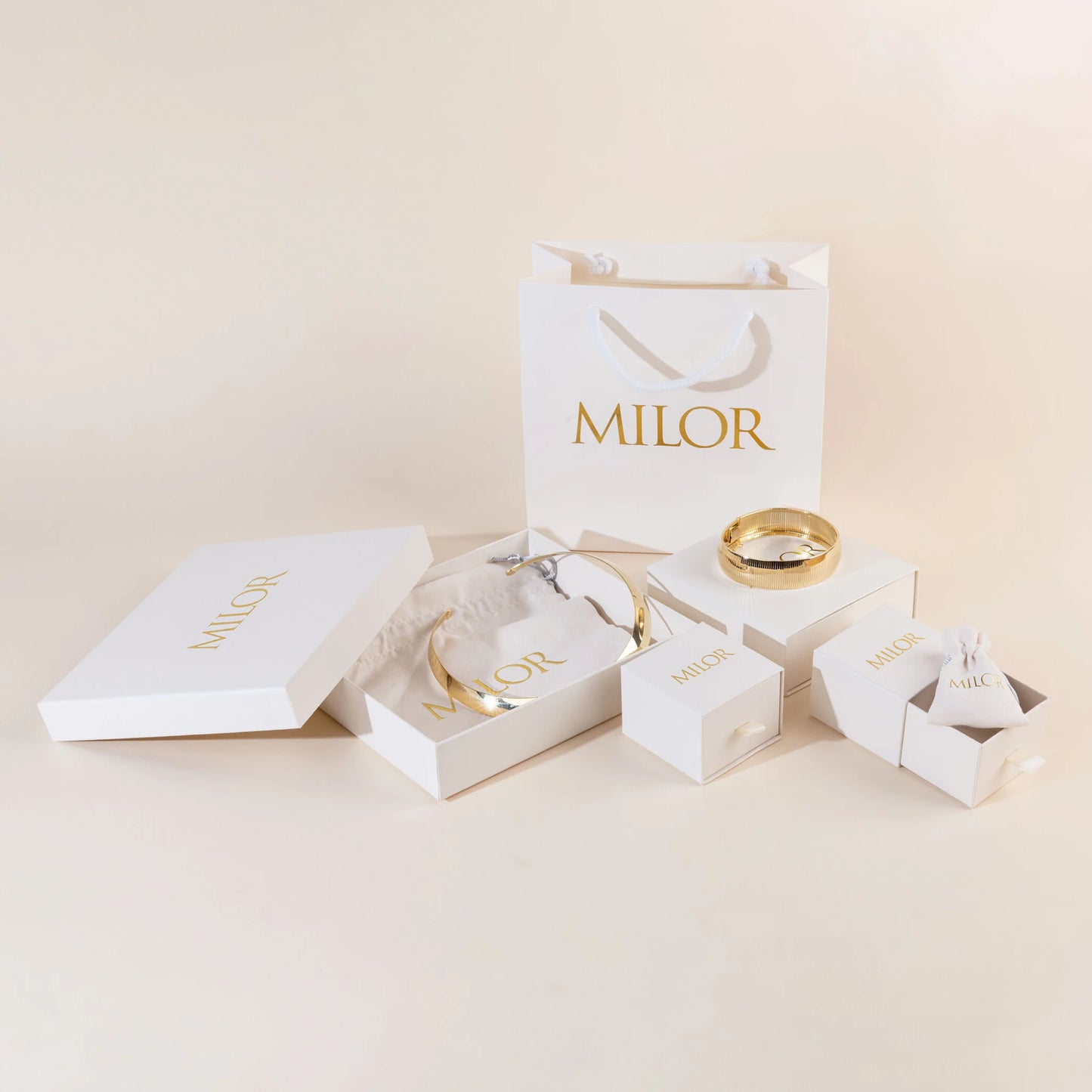 Orecchini Rettangolari in Argento 925 placcato Oro Giallo 18Kt con Pavé di Cubic Zirconia